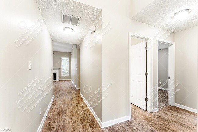 Building Photo - 3 br, 3 bath House - 1342 Buckingham Dr
