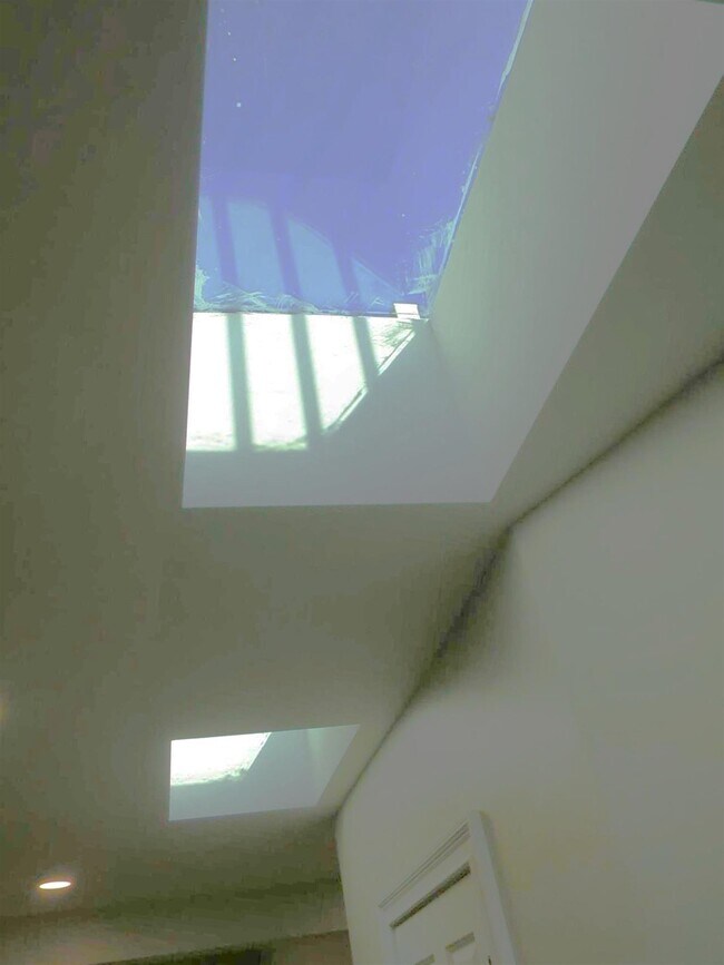 Foto del edificio - 136 Inman St