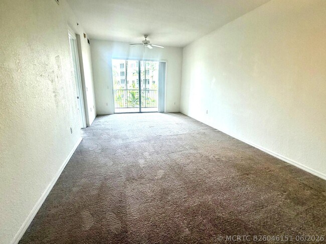Building Photo - 3600 Oaks Clubhouse Dr