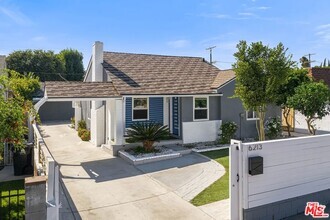 Building Photo - 6211 Tujunga Ave