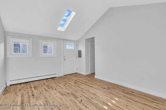 Foto del edificio - 1314 Squirrel Rd