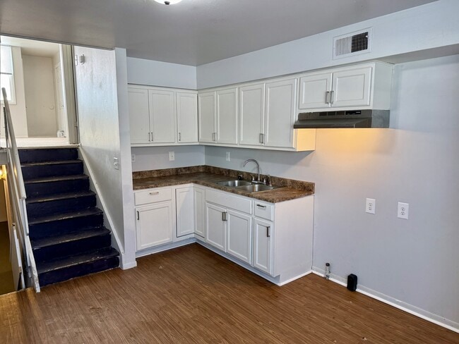 Foto del edificio - 8970 N 95th St