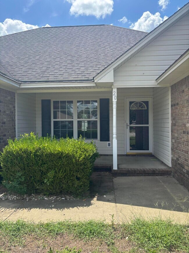 Building Photo - 20 Walden Cir