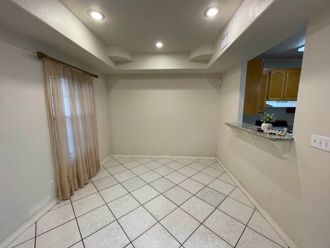 Foto del edificio - 1000 Ranchway Dr