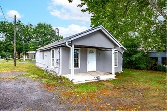 Building Photo - 308 N Scott St