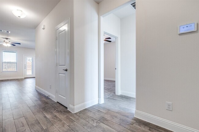 Foto del edificio - 10909 Los Alamos Dr