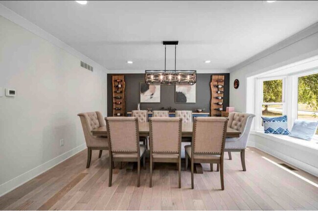 Foto del edificio - 1404 Cinnamon Cir