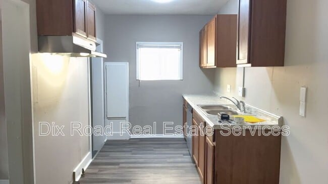 Building Photo - 339 South Eleventh Street