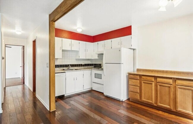 Building Photo - 9240 W 49th Ave