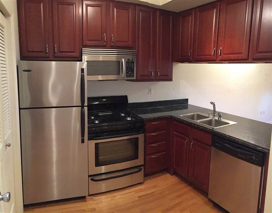 Foto principal - 159 Palisade Ave