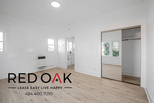 Foto del edificio - 527 W 15th St