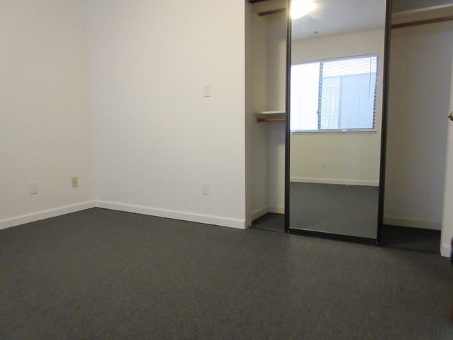 Building Photo - 764 Spruce St