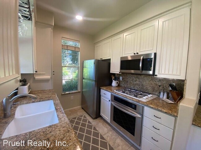 Building Photo - 2 br, 2 bath House - 3554 Caminito El Rincon