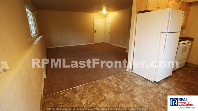 Building Photo - 227 Grand Larry St