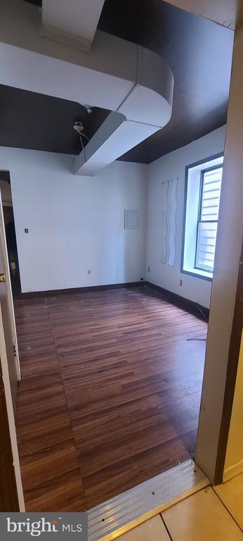 Foto principal - 4835 N Broad St