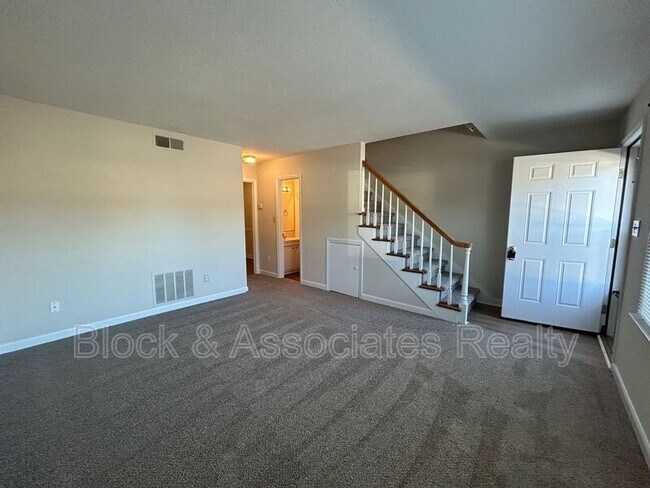 Foto del edificio - 522 S Cherry St