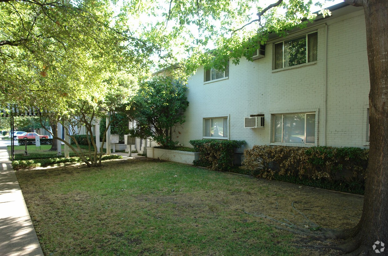 44084412 Cole Ave, Dallas, TX 75205 Apartments in Dallas, TX