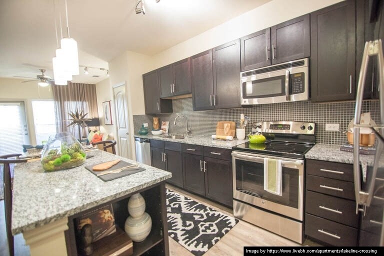 Building Photo - Lakeline Crossing| 8 Weeks Free|Posted 10/...