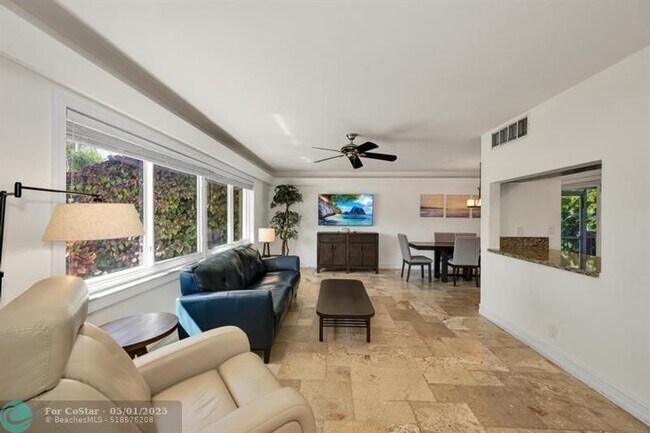 Foto del edificio - 1771 NE 35th St