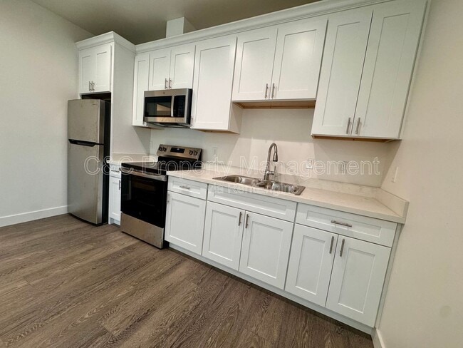 Foto del edificio - 6 Orange Dr