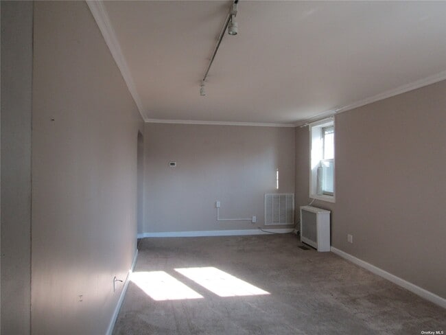Building Photo - 253-37 85th Rd