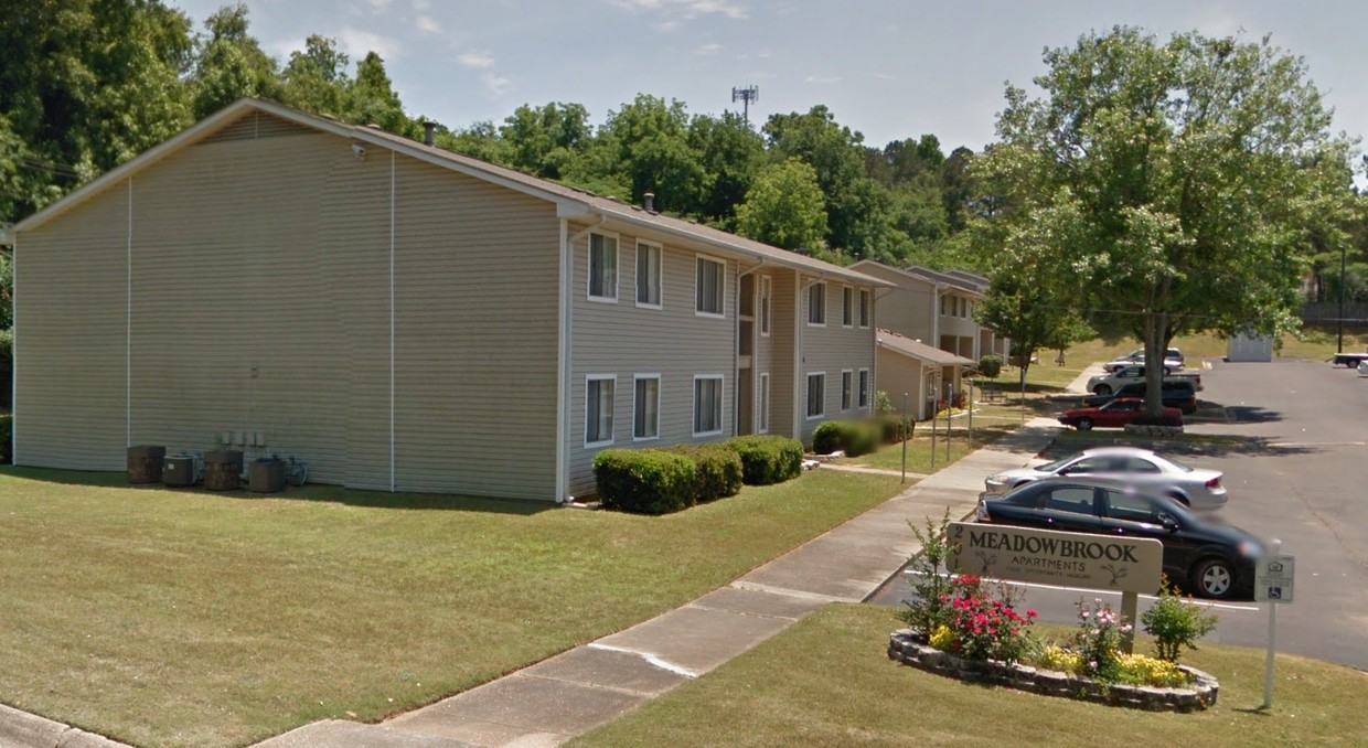 Primary Photo - Meadowbrook Apartments