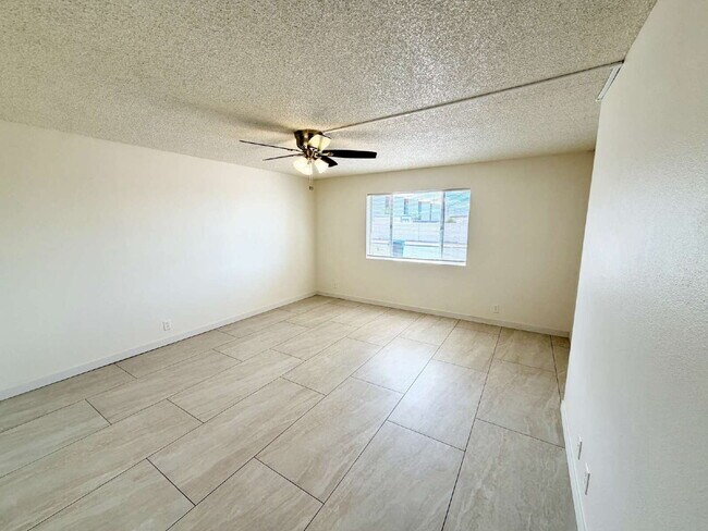 Building Photo - Charming Mesa Home in a Quiet, Convenient Neighborhood!