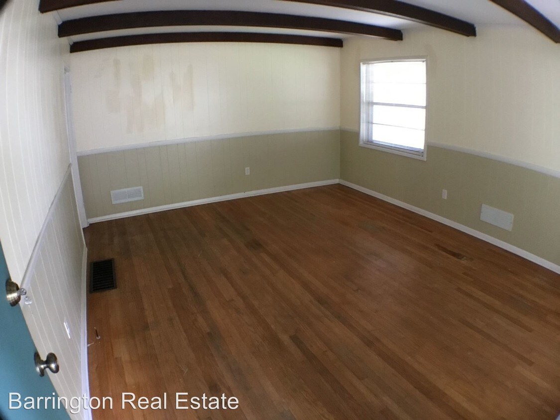 Building Photo - 217 Garden Ln