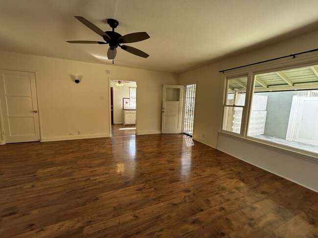 Building Photo - 254 N Canyon Blvd