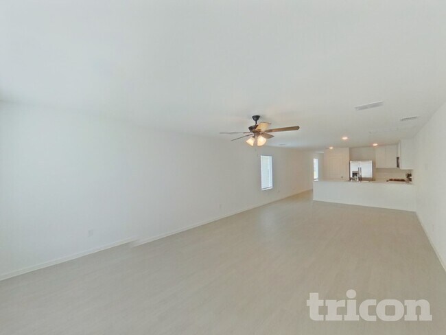 Building Photo - 803 Ponderosa Ln