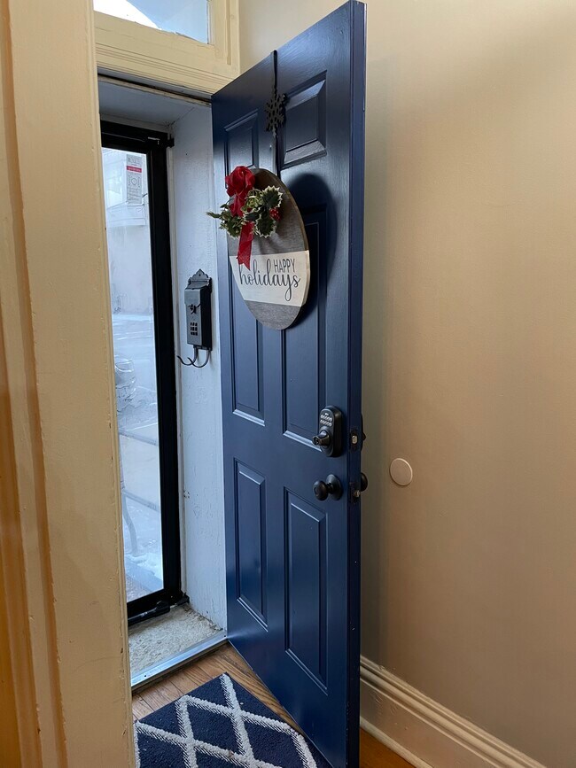 111 W 13th St, Dubuque, IA 52001 Townhome Rentals in Dubuque IA