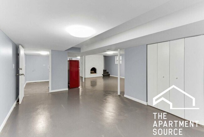 Foto del edificio - 8211 Kilpatrick Ave