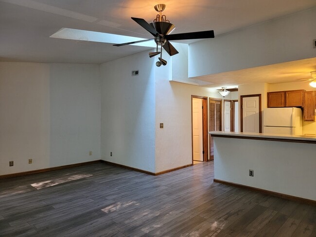 Building Photo - 3550 Clover Meadows Dr