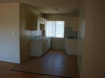 Building Photo - 13115 Oxnard St
