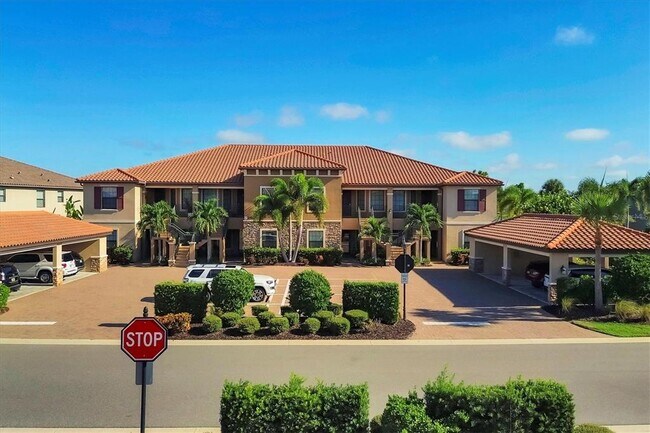 Foto del edificio - 13703 Messina Loop