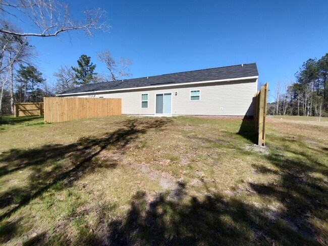 Foto del edificio - March into Spring Move-In Special!