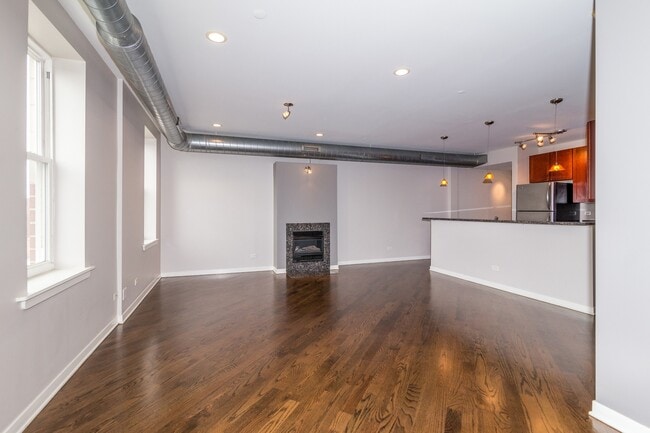 Foto del edificio - 3550 W Montrose Ave