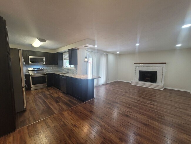 Foto del edificio - Charming 3 bedroom 2 bath.