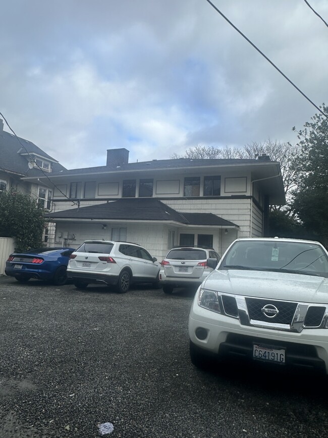 Building Photo - 5011 18th Ave NE