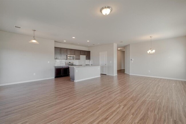 Building Photo - 108 Kleberg Ct