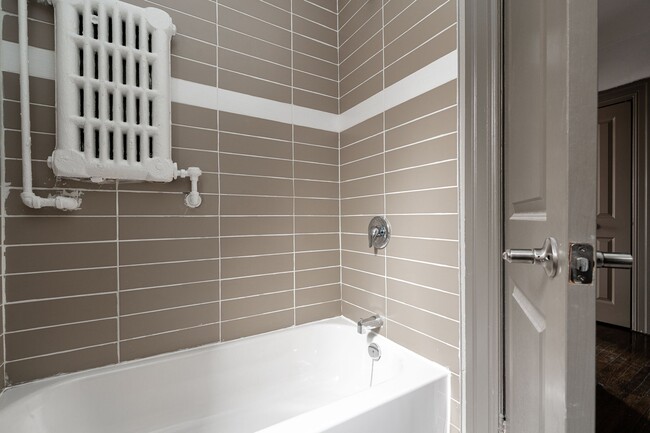 Building Photo - 16 St Joseph St