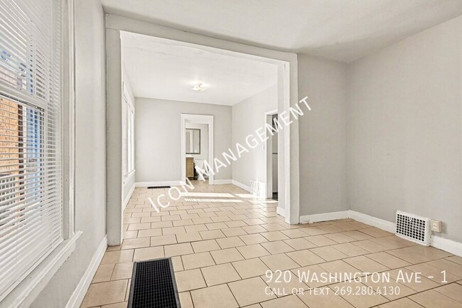 Foto del edificio - 920 Washington Ave