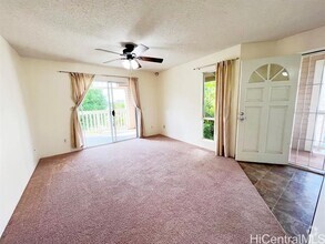 Building Photo - 94-533-533 Lumiaina St