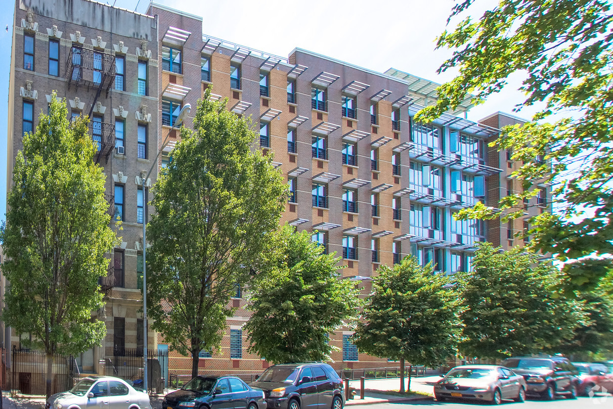 Foto del edificio - 263 W 153rd St