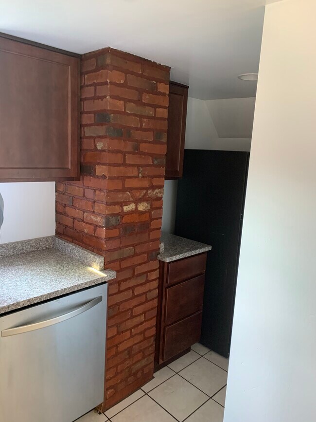 Foto del edificio - 102 Haldane St