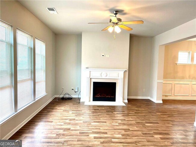 Building Photo - 458 Hardy Water Dr SE