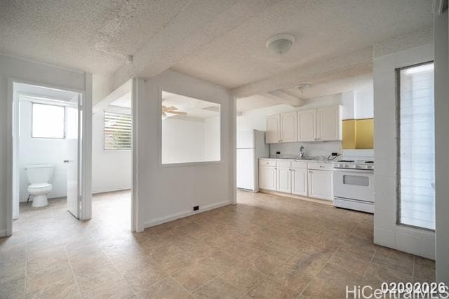 Building Photo - 1237 Palolo Ave