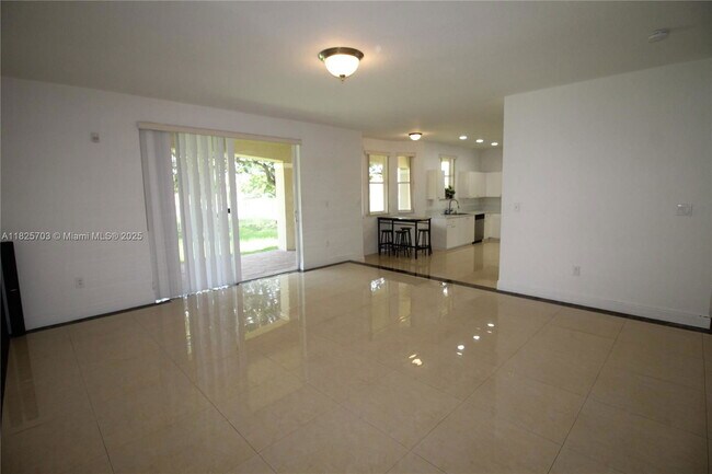 Foto del edificio - 20732 SW 87th Ct