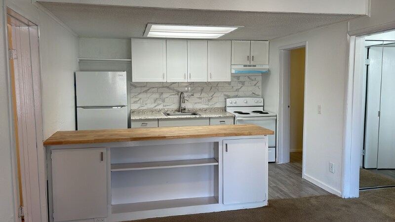 Foto principal - 33305 Ryan Dr