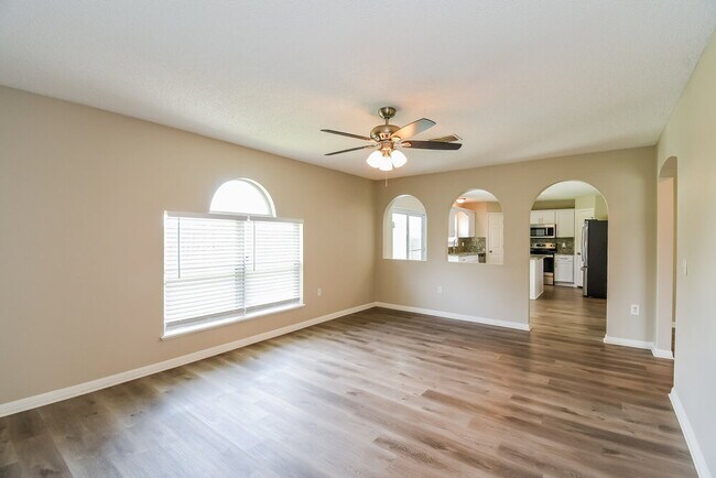 Foto del edificio - 7115 High Bluff Rd